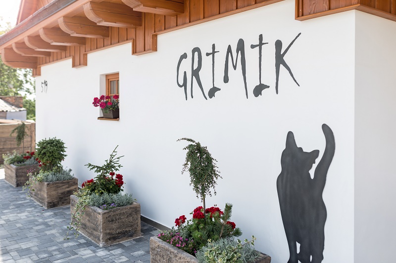 Grimik accommodation